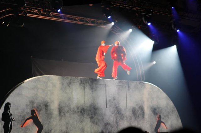 Cirque du Soleil performs at the conference closing banquet