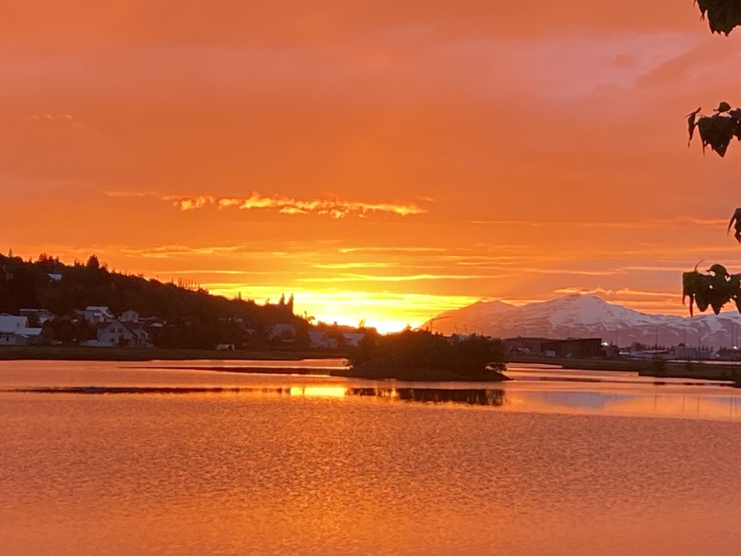 Midnight Sun, Arctic Circle, Summer Solstice, 24-Hour Daylight